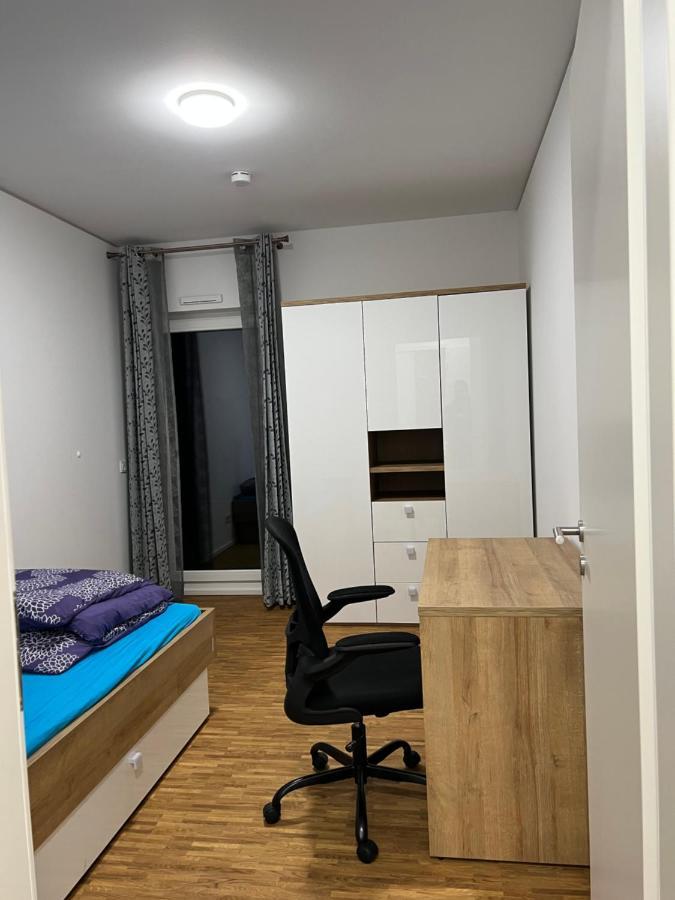 Three Bedroom Apartment In City Centre With A Grand Garden Frankfurt am Main Exterior foto
